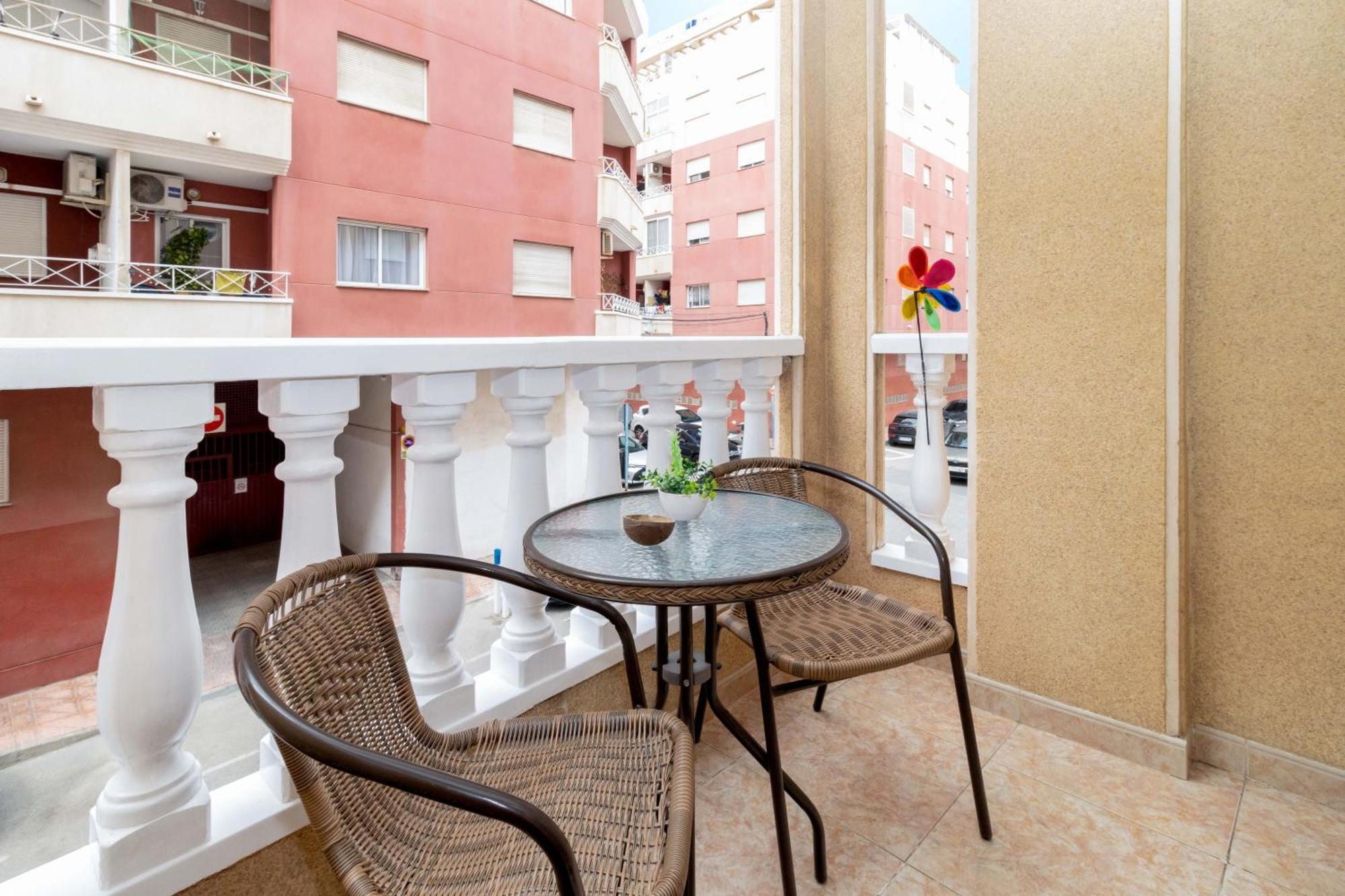 Jose Hurtado Apartamento Torrevieja Exterior photo